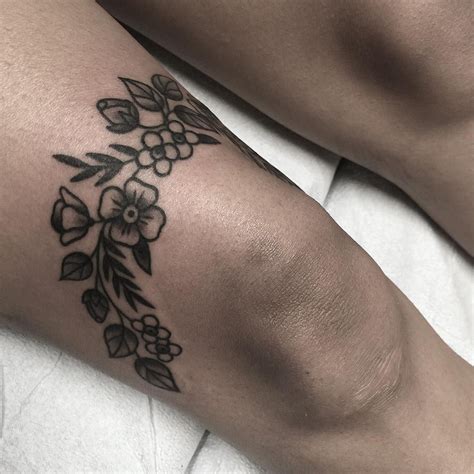 knee tattoos for women|traditional knee tattoos.